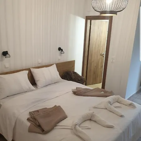 To Ellinikon Appartement Omalós Buitenkant foto