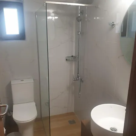 To Ellinikon Appartement Omalós Buitenkant foto